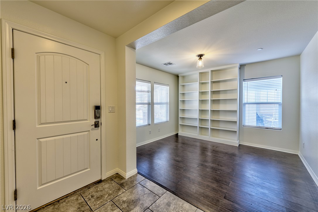 2337 Via Alicante Henderson NV 89044