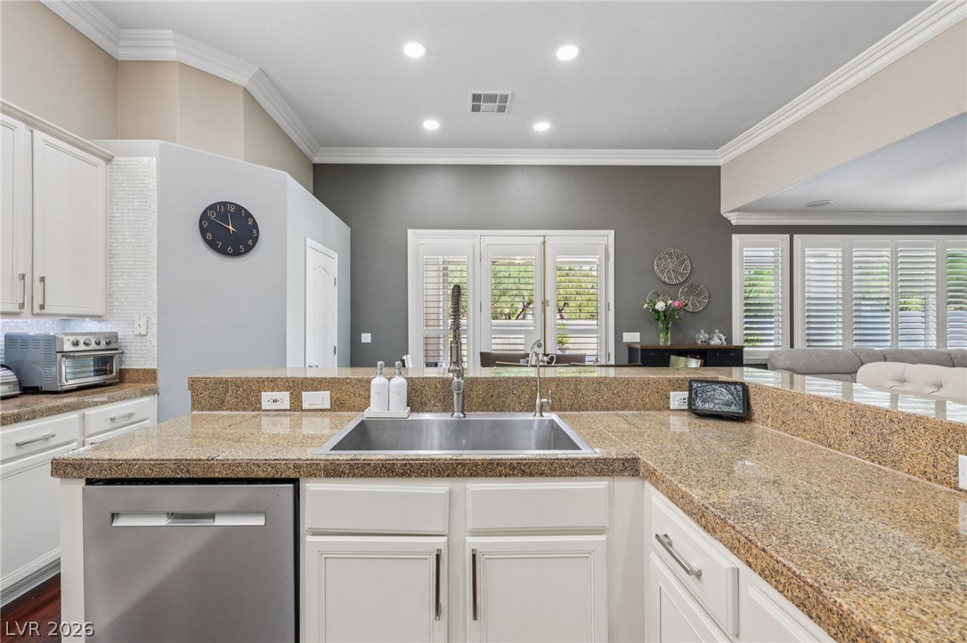 2126 Mooreview Street Henderson NV 89012