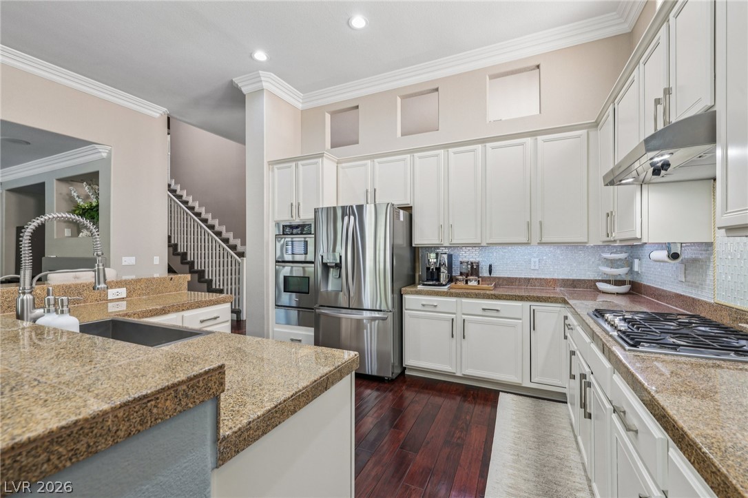 2126 Mooreview Street Henderson NV 89012