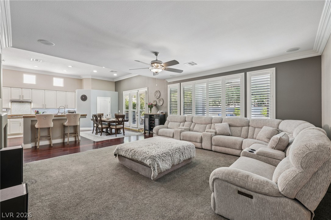 2126 Mooreview Street Henderson NV 89012