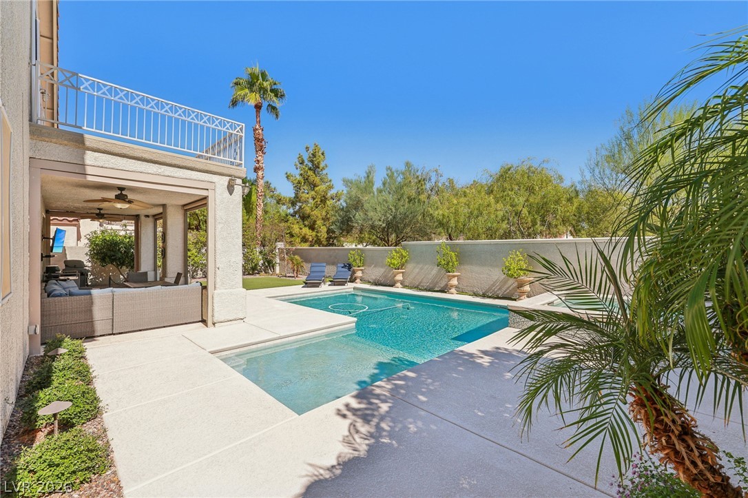 2126 Mooreview Street Henderson NV 89012