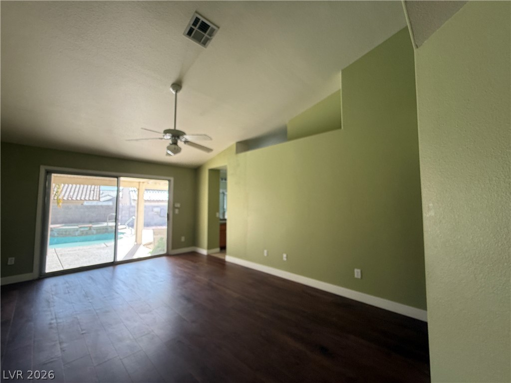 5433 Truckee Court Las Vegas NV 89122