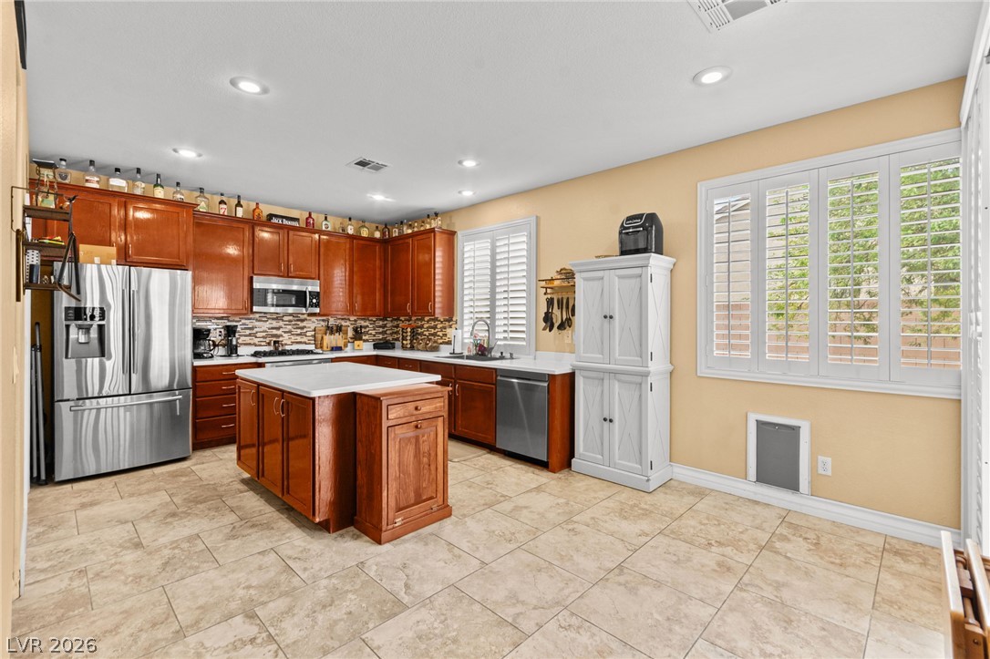 680 Coral View Street Las Vegas NV 89110