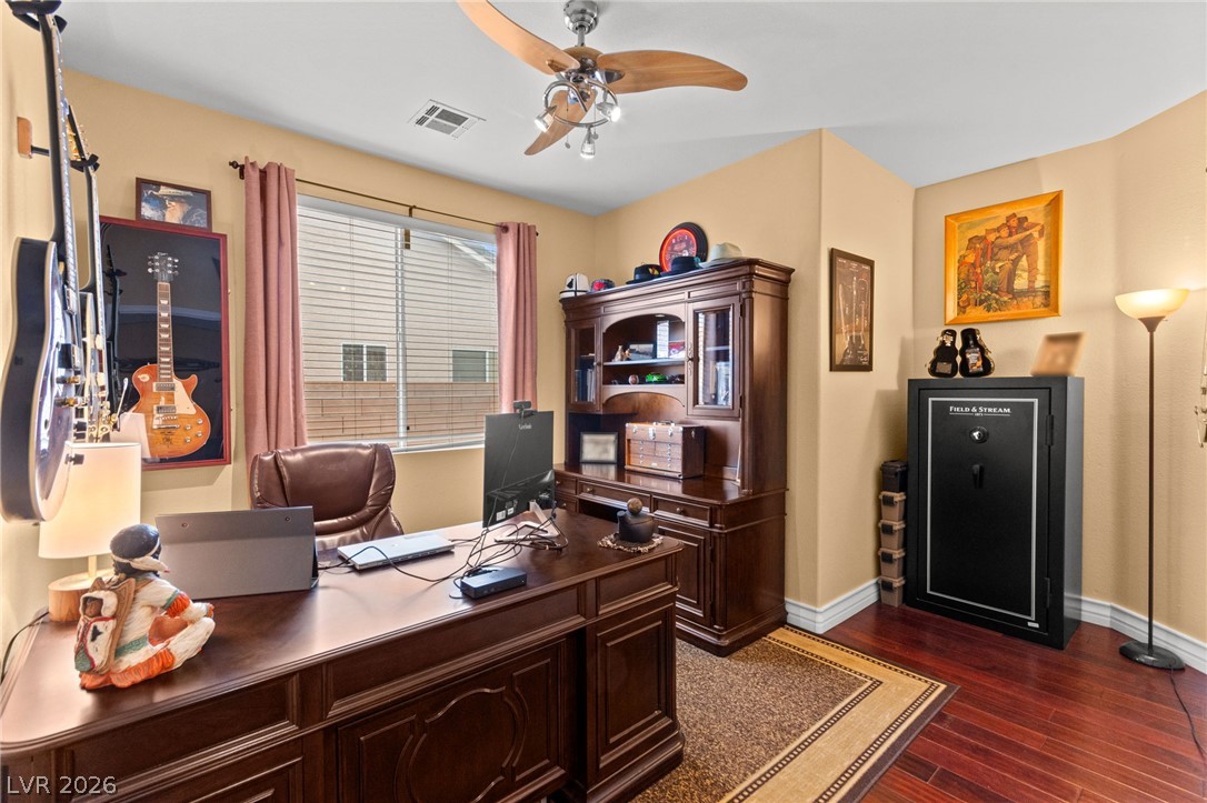 680 Coral View Street Las Vegas NV 89110
