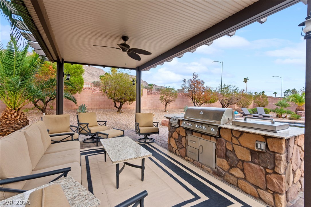 680 Coral View Street Las Vegas NV 89110