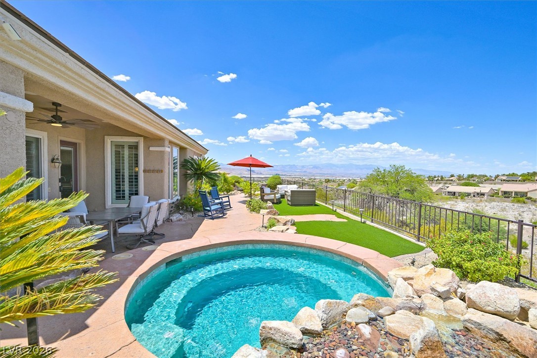 2808 Foxtail Creek Avenue Henderson NV 89052
