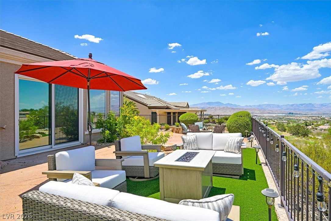 2808 Foxtail Creek Avenue Henderson NV 89052