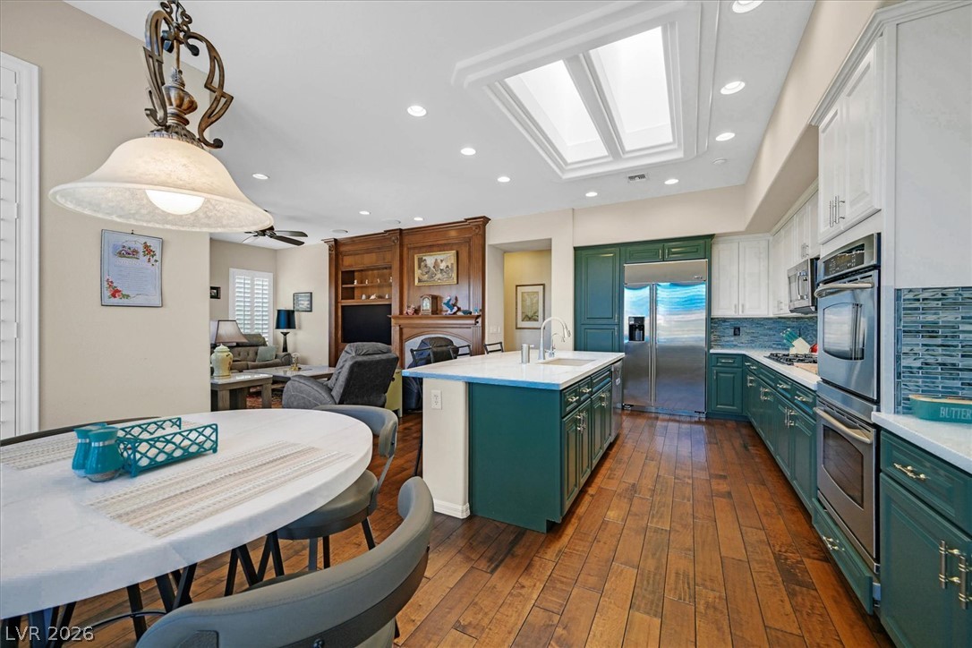2808 Foxtail Creek Avenue Henderson NV 89052