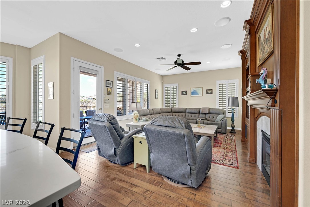 2808 Foxtail Creek Avenue Henderson NV 89052