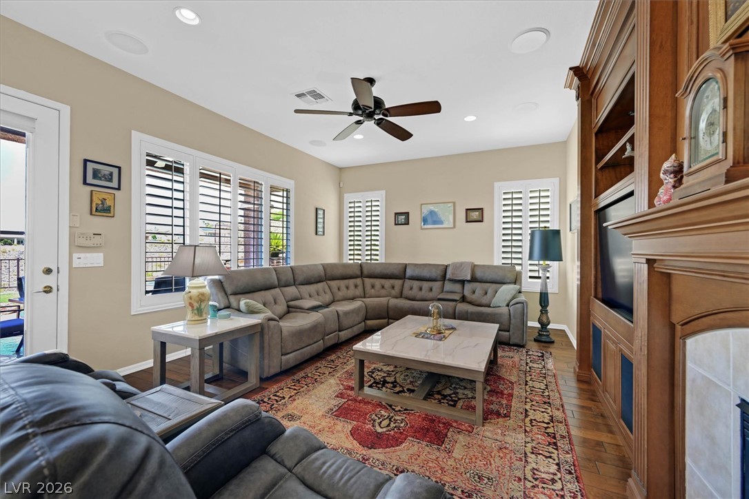 2808 Foxtail Creek Avenue Henderson NV 89052