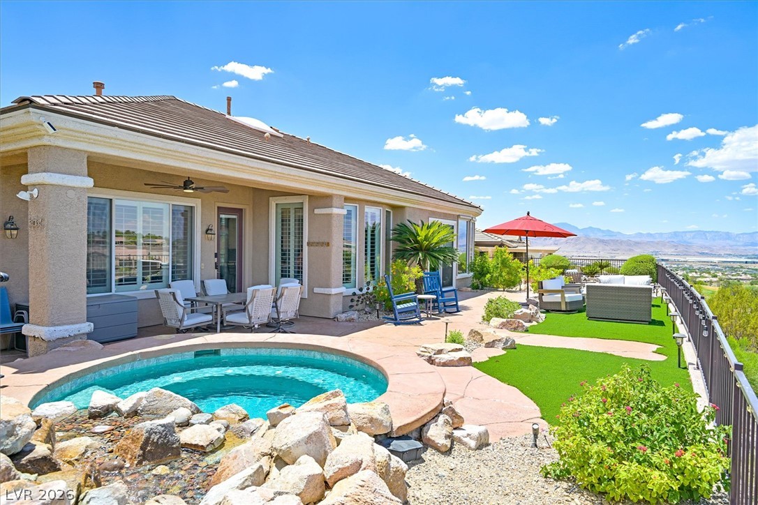 2808 Foxtail Creek Avenue Henderson NV 89052