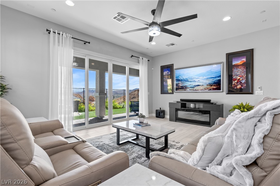 80 Tatahatso Point Street Henderson NV 89011