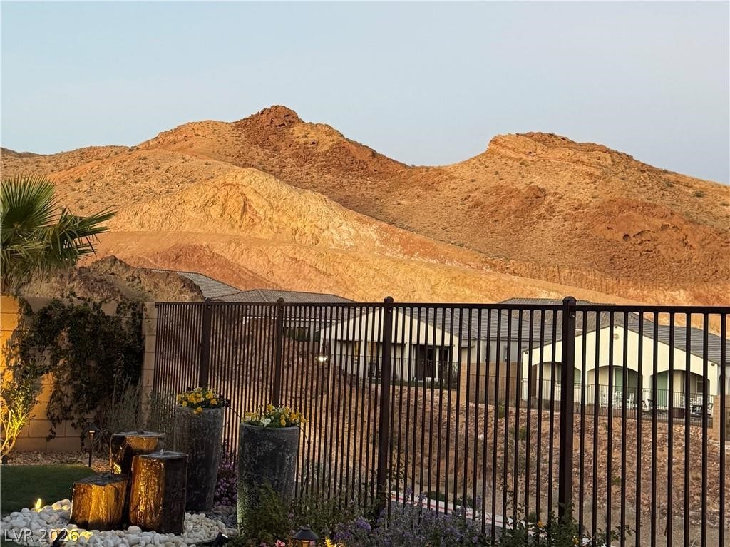 80 Tatahatso Point Street Henderson NV 89011