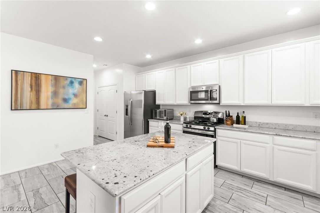 6435 Point Isabel Way Las Vegas NV 89122