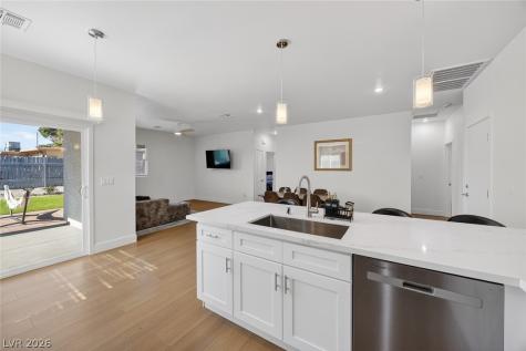 1905 Harvard Street North Las Vegas NV 89030