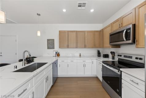 1905 Harvard Street North Las Vegas NV 89030