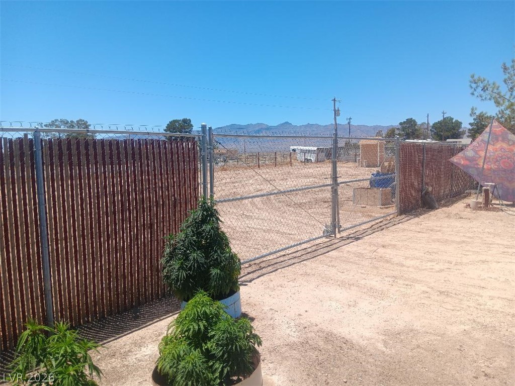 4031 East Cheyenne Way Pahrump NV 89061