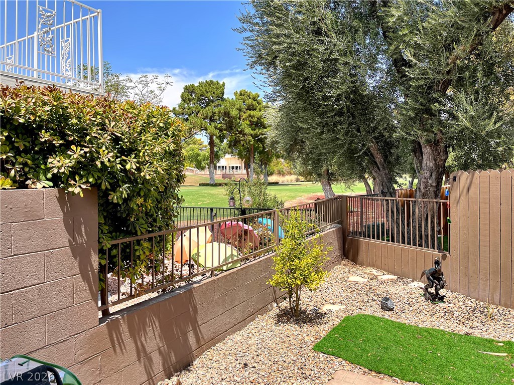 1018 Bel Air Circle Las Vegas NV 89109