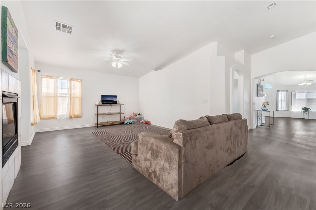 4537 Colonial Canyon Street North Las Vegas NV 89031