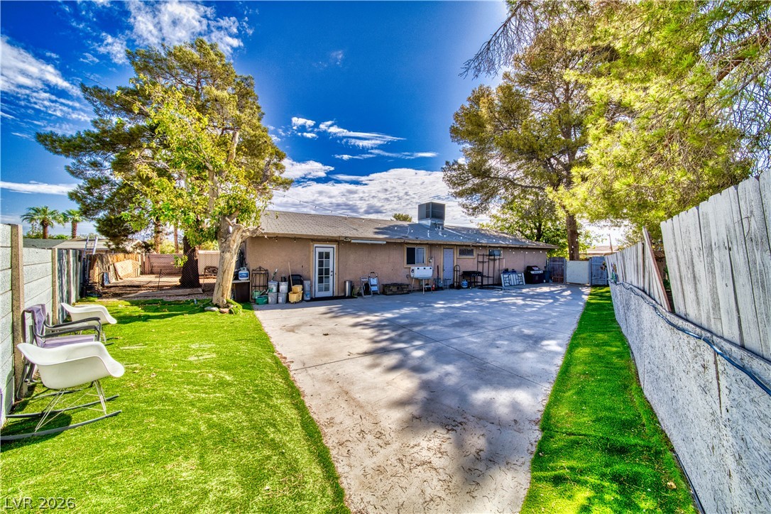 5233 Orinda Avenue Las Vegas NV 89120