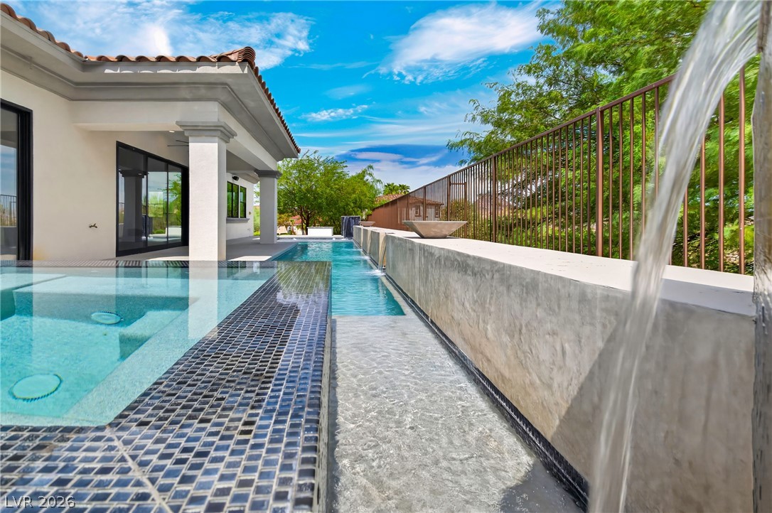 10 Camino La Venta Court Henderson NV 89011