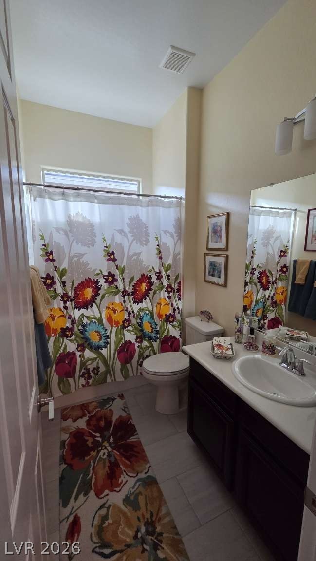 652 Longfeather Street Henderson NV 89011