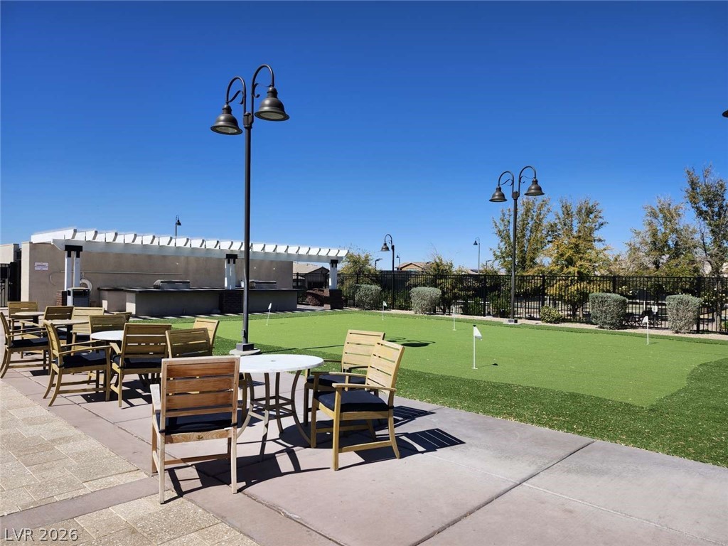 652 Longfeather Street Henderson NV 89011