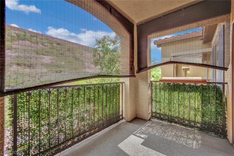 1525 Spiced Wine Avenue 12103 Henderson NV 89074