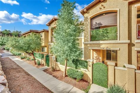 1525 Spiced Wine Avenue 12103 Henderson NV 89074