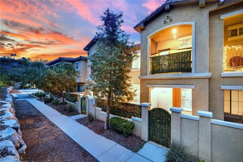 1525 Spiced Wine Avenue 12103 Henderson NV 89074