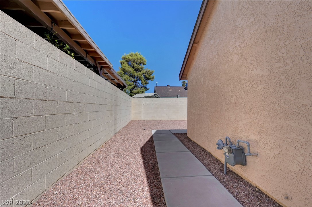 7016 Sylvan Oak Drive Las Vegas NV 89147