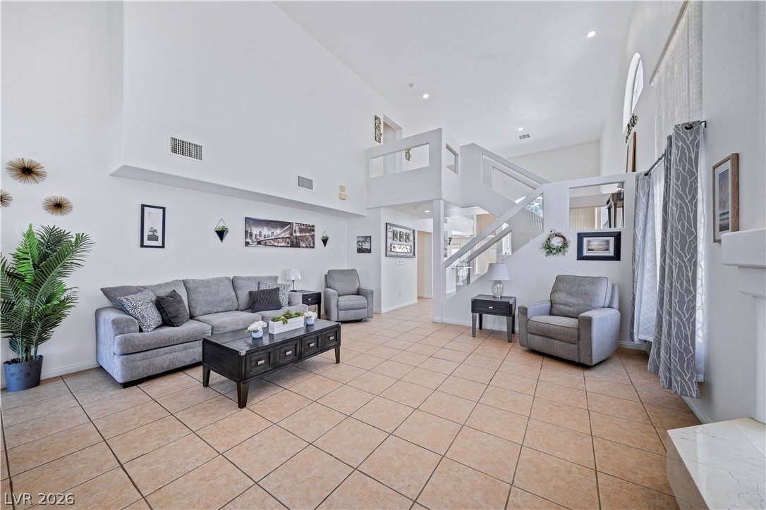 9133 Sapphire Ridge Avenue Las Vegas NV 89129