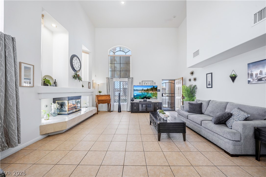 9133 Sapphire Ridge Avenue Las Vegas NV 89129