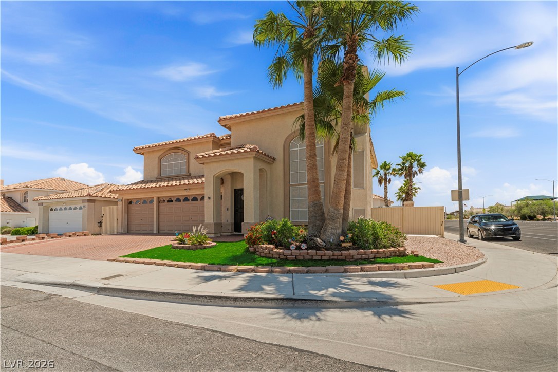 9133 Sapphire Ridge Avenue Las Vegas NV 89129