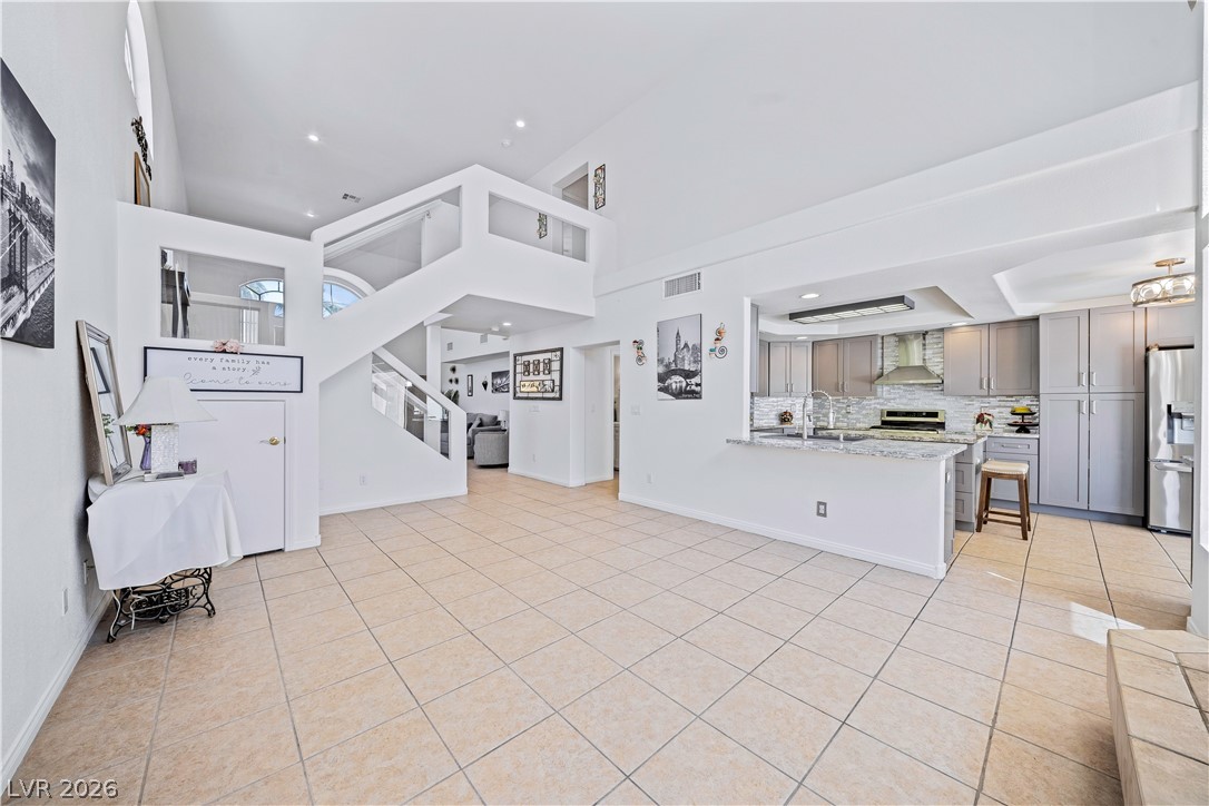 9133 Sapphire Ridge Avenue Las Vegas NV 89129