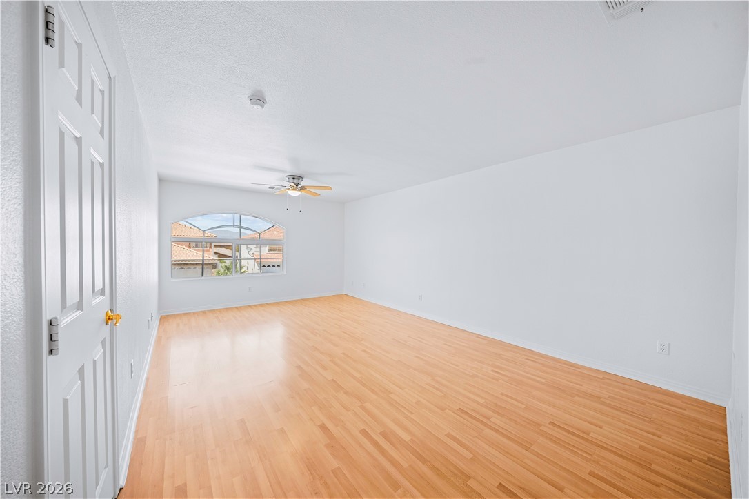 9133 Sapphire Ridge Avenue Las Vegas NV 89129