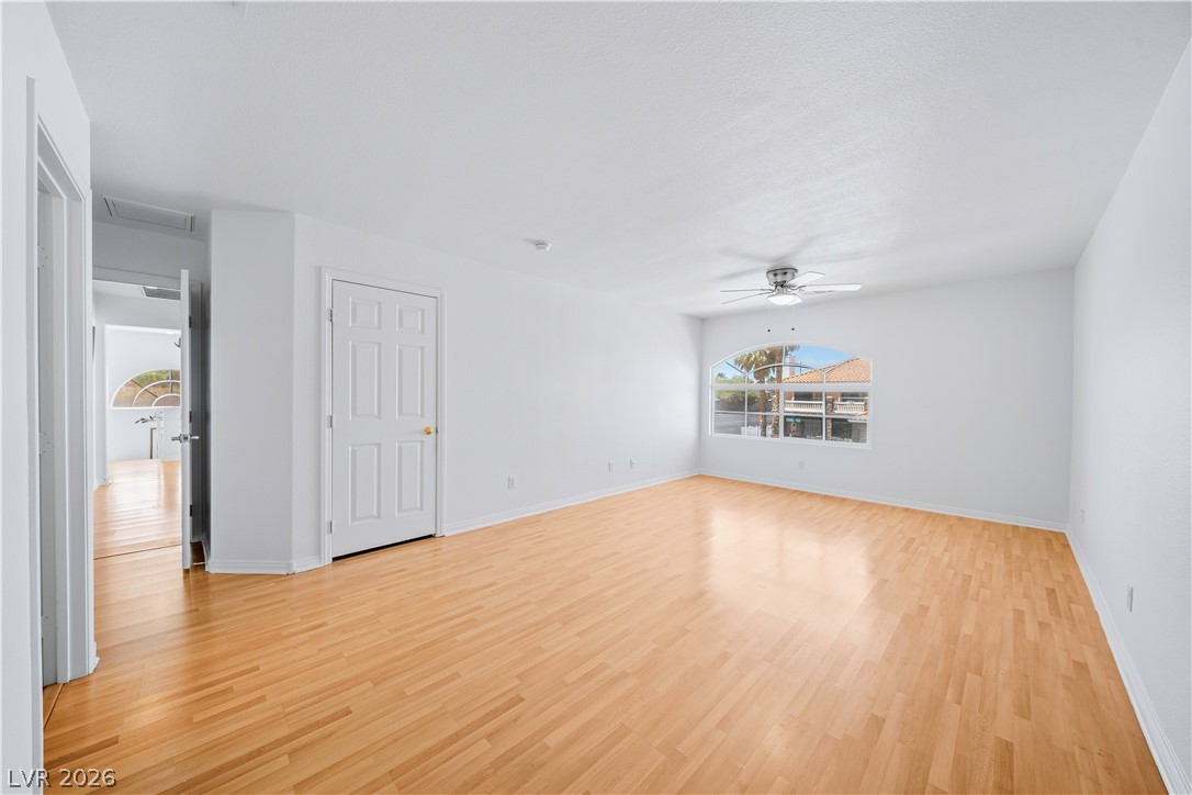 9133 Sapphire Ridge Avenue Las Vegas NV 89129