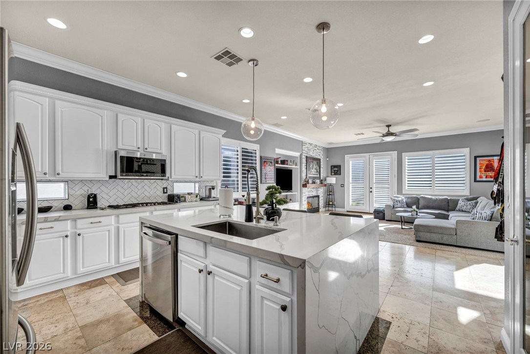 1128 Via Suzan Henderson NV 89052