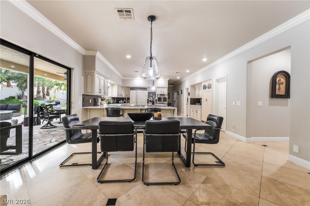 7525 Eldora Avenue Las Vegas NV 89117