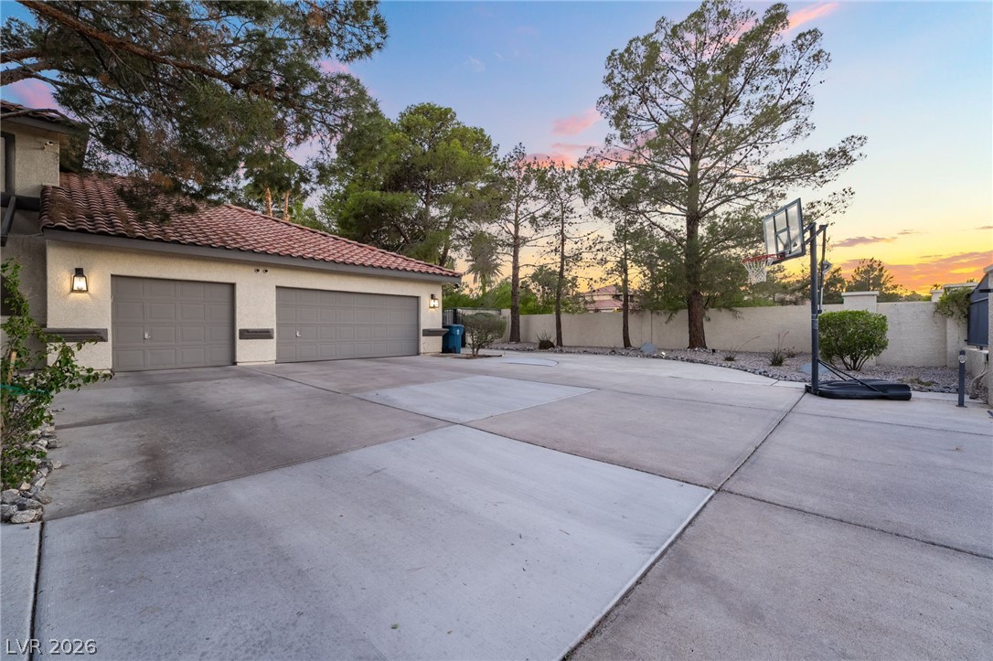 7525 Eldora Avenue Las Vegas NV 89117