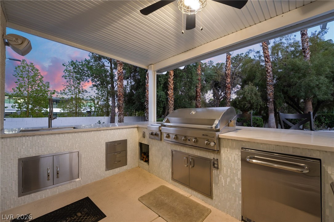 7525 Eldora Avenue Las Vegas NV 89117