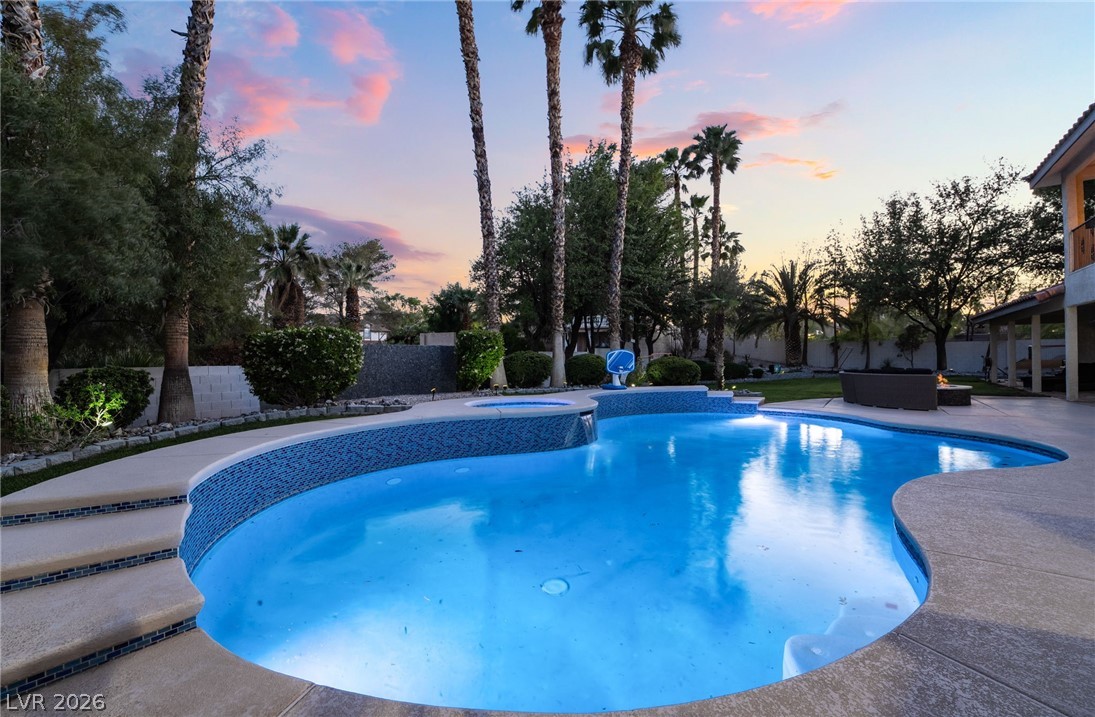 7525 Eldora Avenue Las Vegas NV 89117