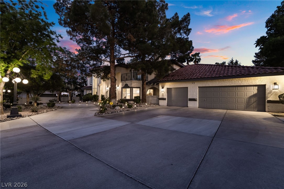 7525 Eldora Avenue Las Vegas NV 89117