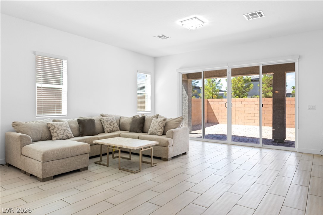 10205 Tumbaga Street Las Vegas NV 89183