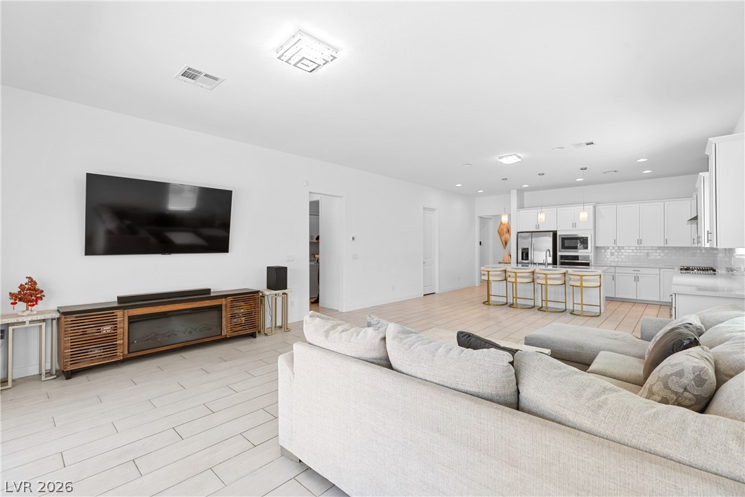 10205 Tumbaga Street Las Vegas NV 89183