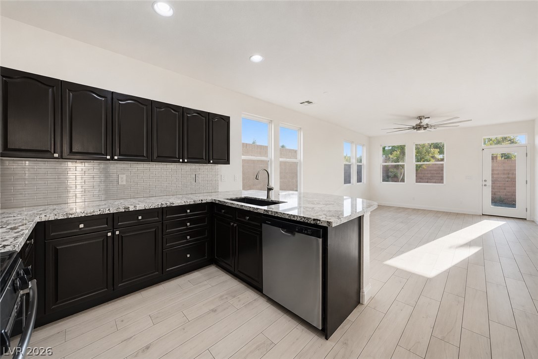 9225 Yellowshale Street Las Vegas NV 89143