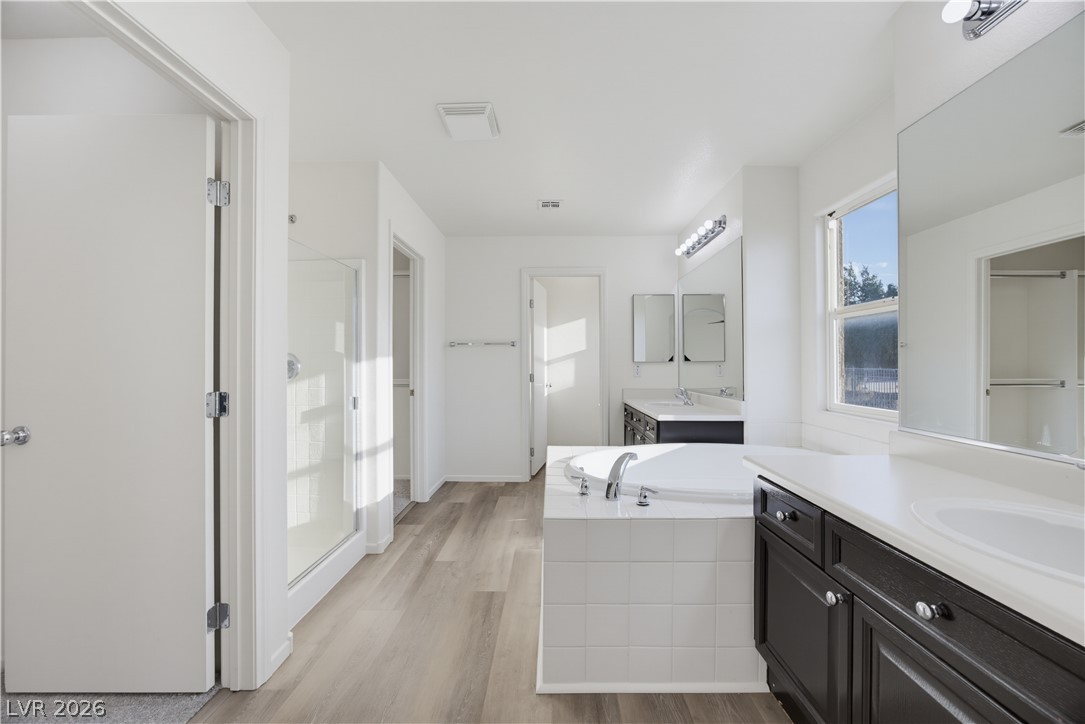 9225 Yellowshale Street Las Vegas NV 89143