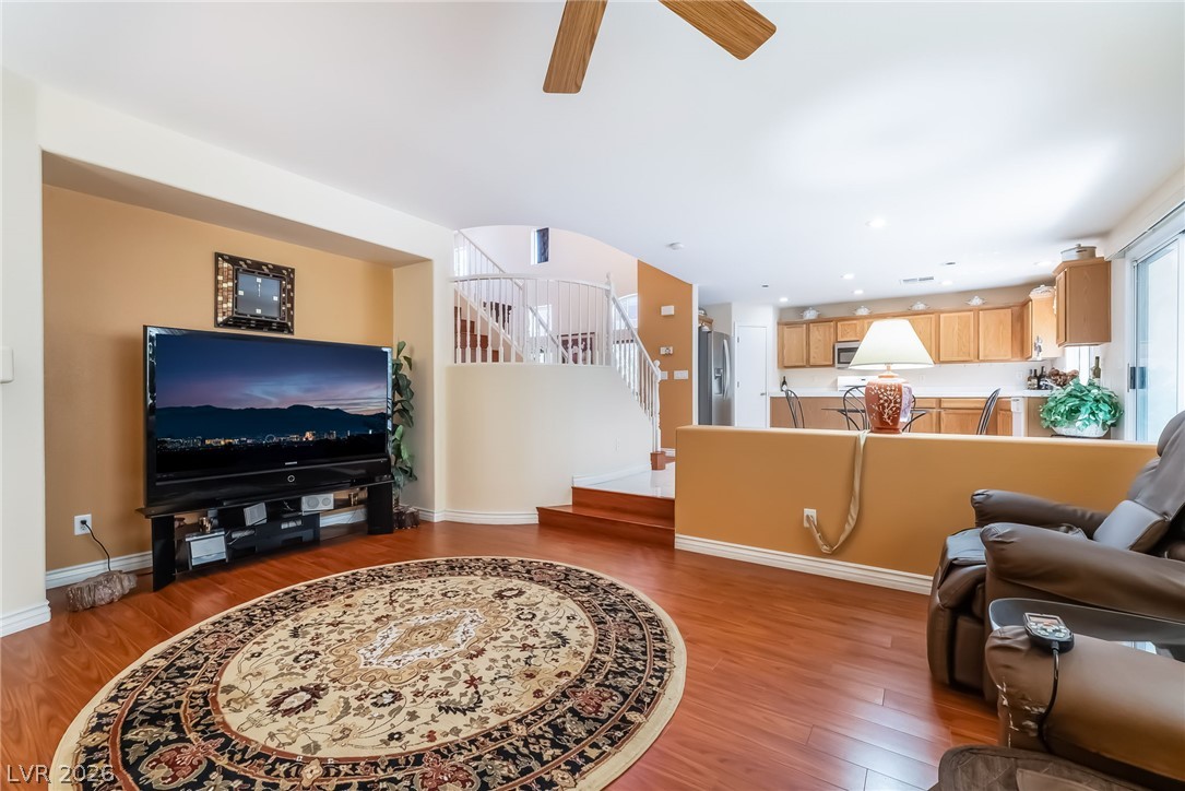 5909 Lingering Breeze Street Las Vegas NV 89148