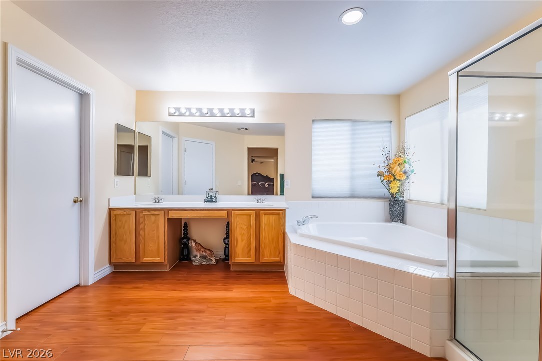 5909 Lingering Breeze Street Las Vegas NV 89148