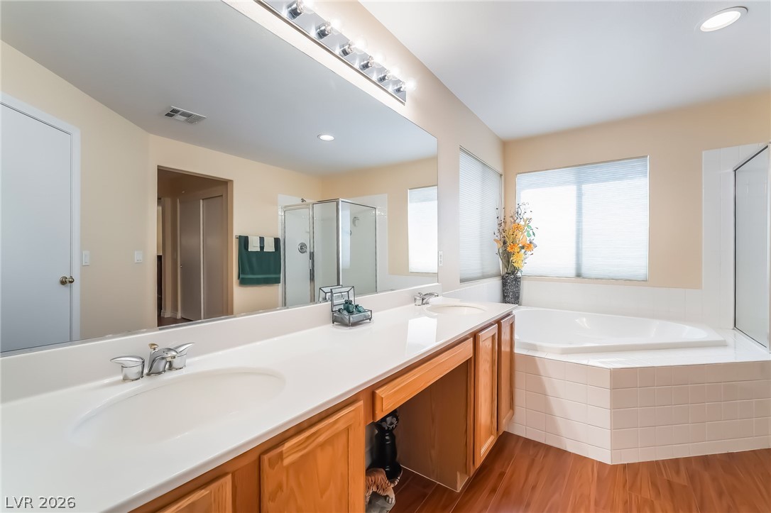 5909 Lingering Breeze Street Las Vegas NV 89148